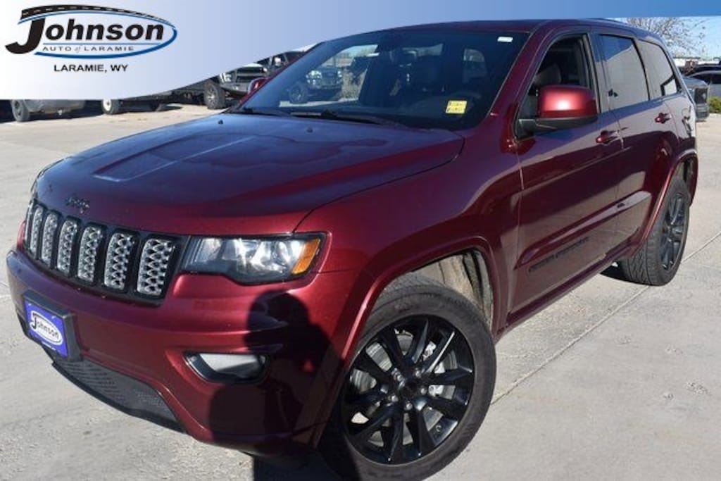 Used 2018 Jeep Grand Cherokee Altitude SUV