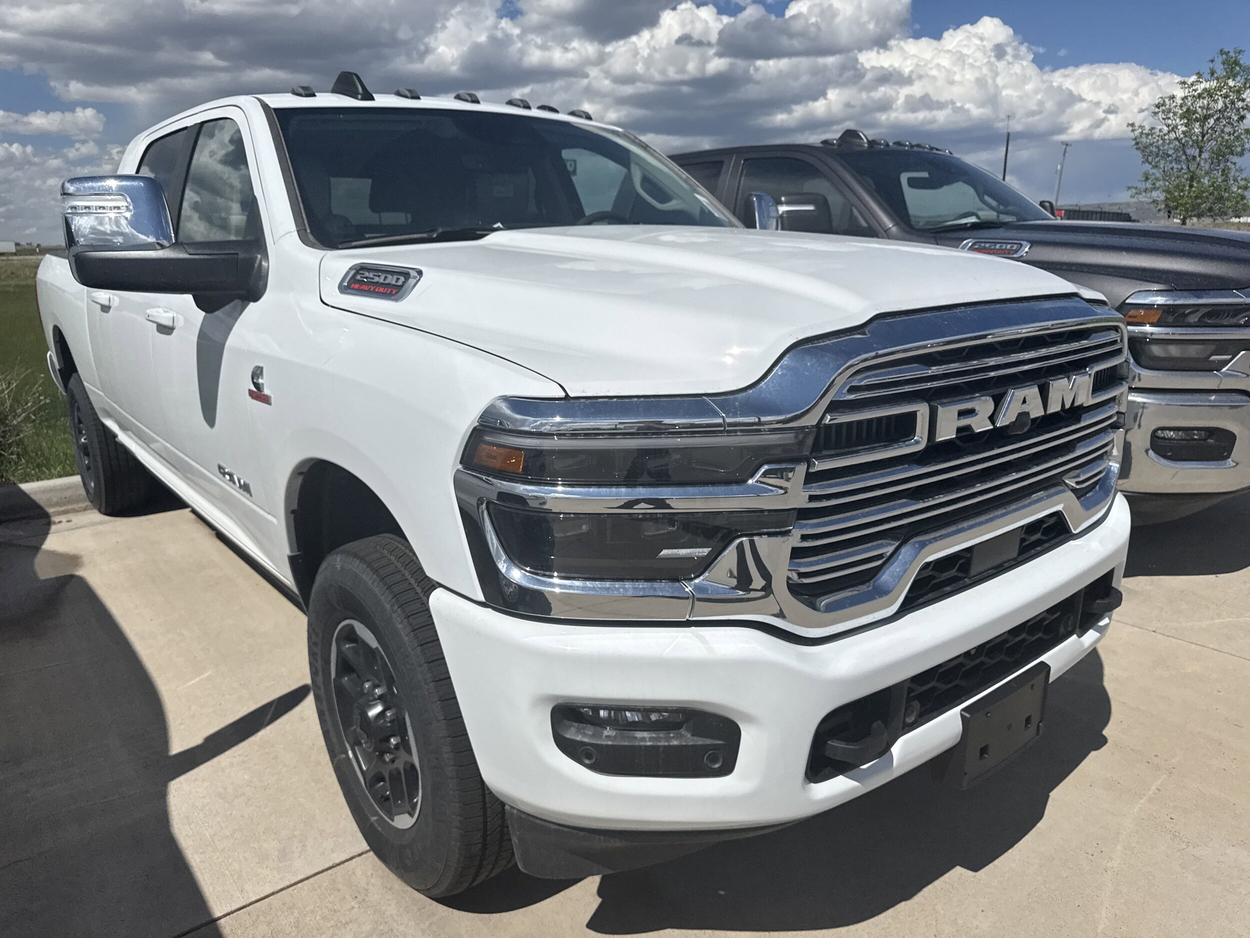 2025 Ram 2500 Laramie photo 3