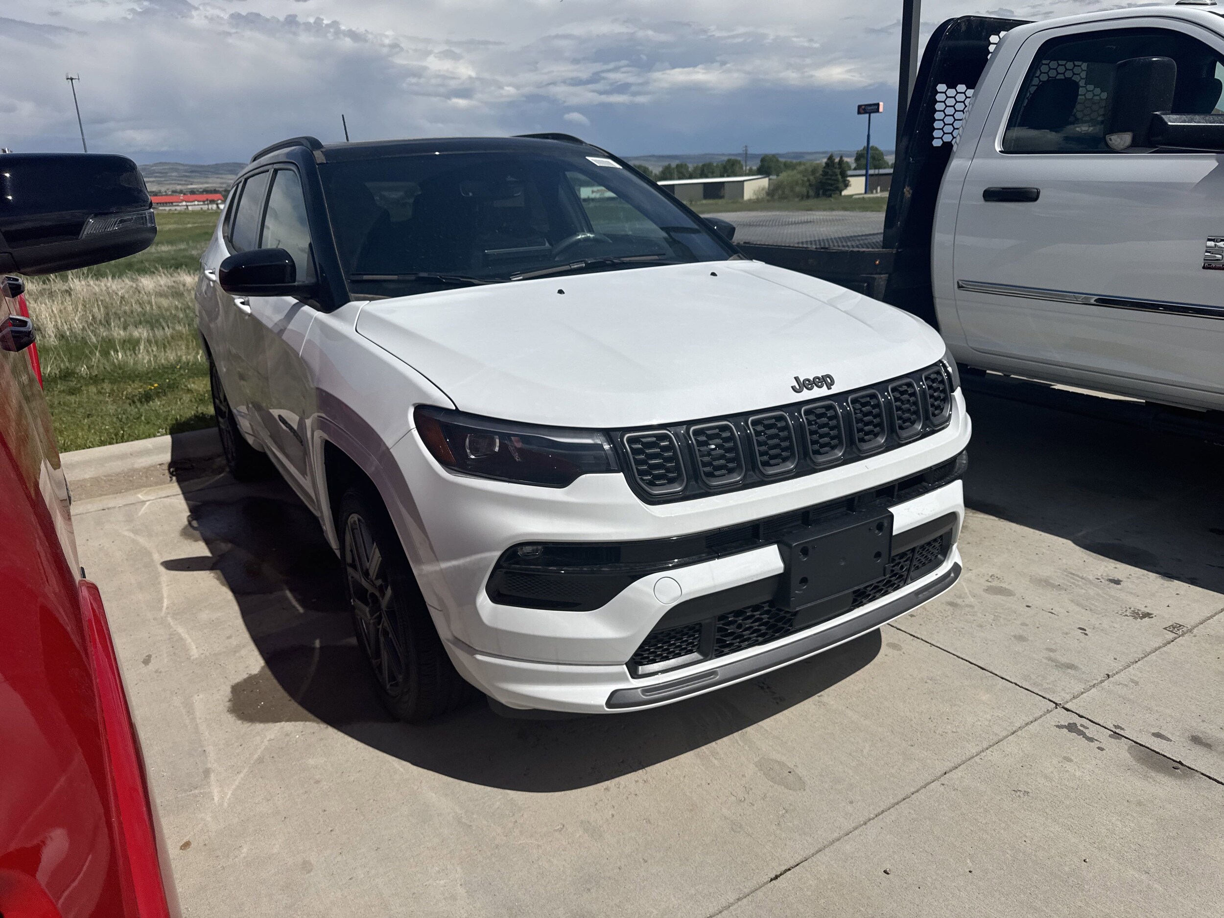 2025 Jeep Compass Limited photo 3