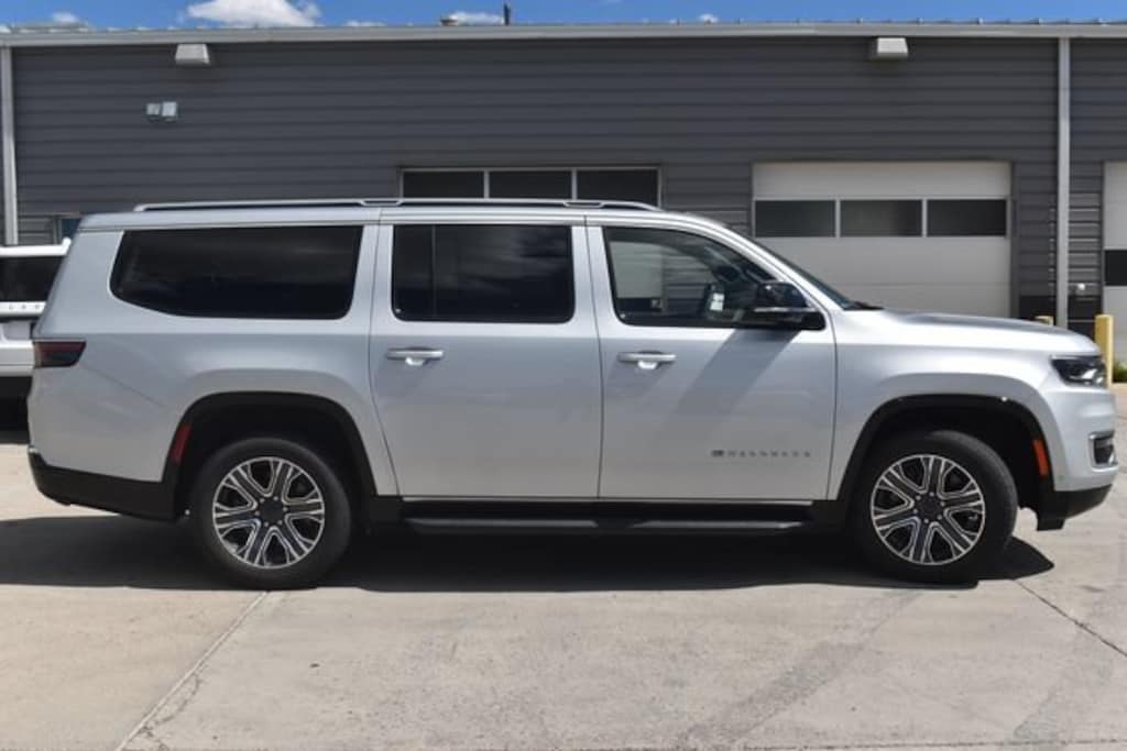 Used 2024 Jeep Wagoneer L Series II SUV