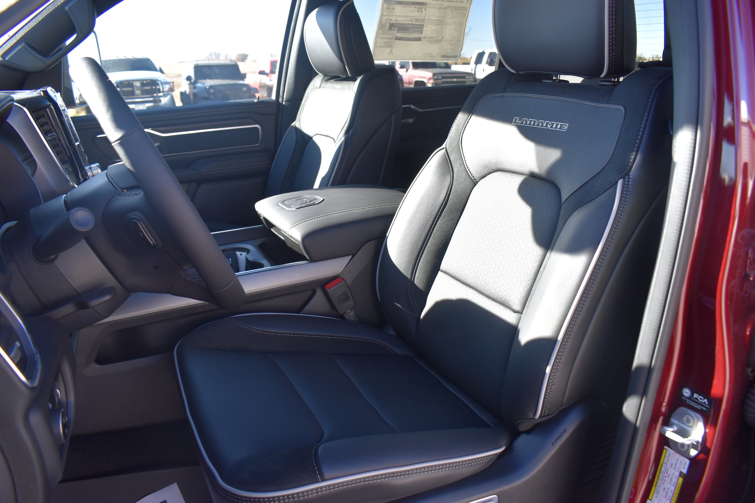 2026 RAM 1500 Laramie - Photo 15