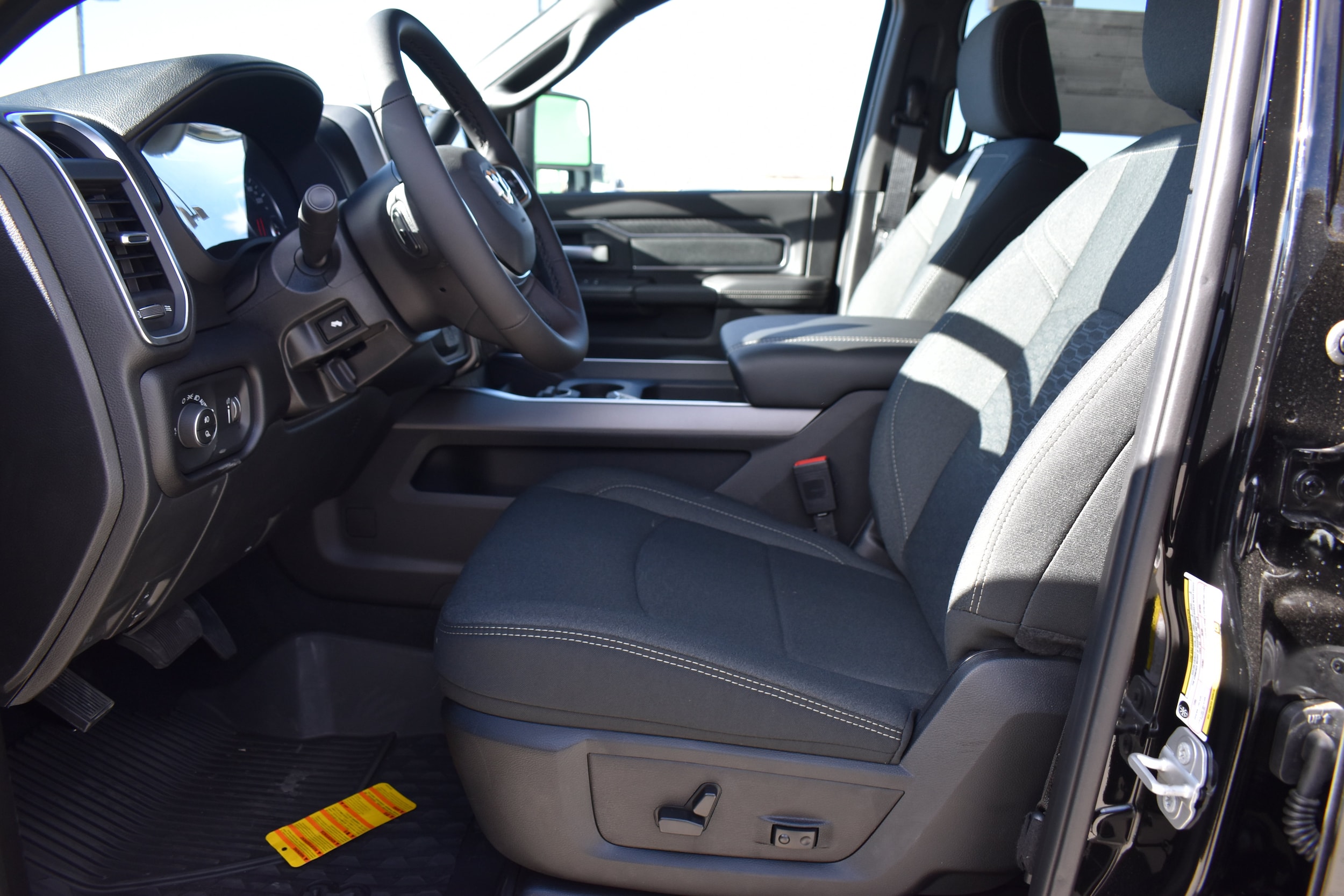 2026 RAM 2500 Big Horn - Photo 16