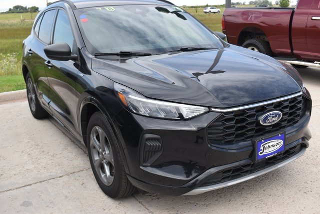 2023 Ford Escape ST-Line photo 3