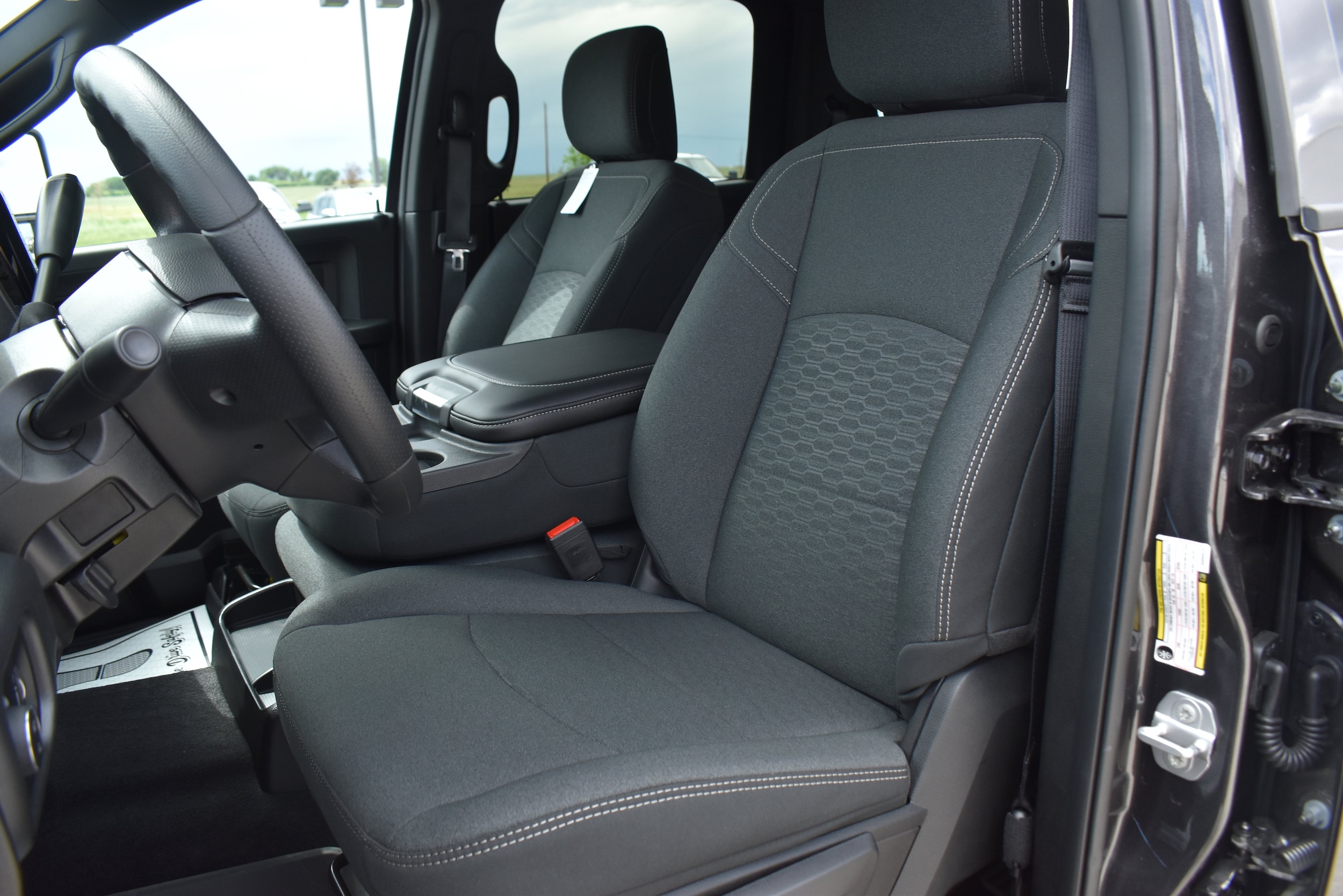 2025 RAM 2500 Tradesman - Photo 15