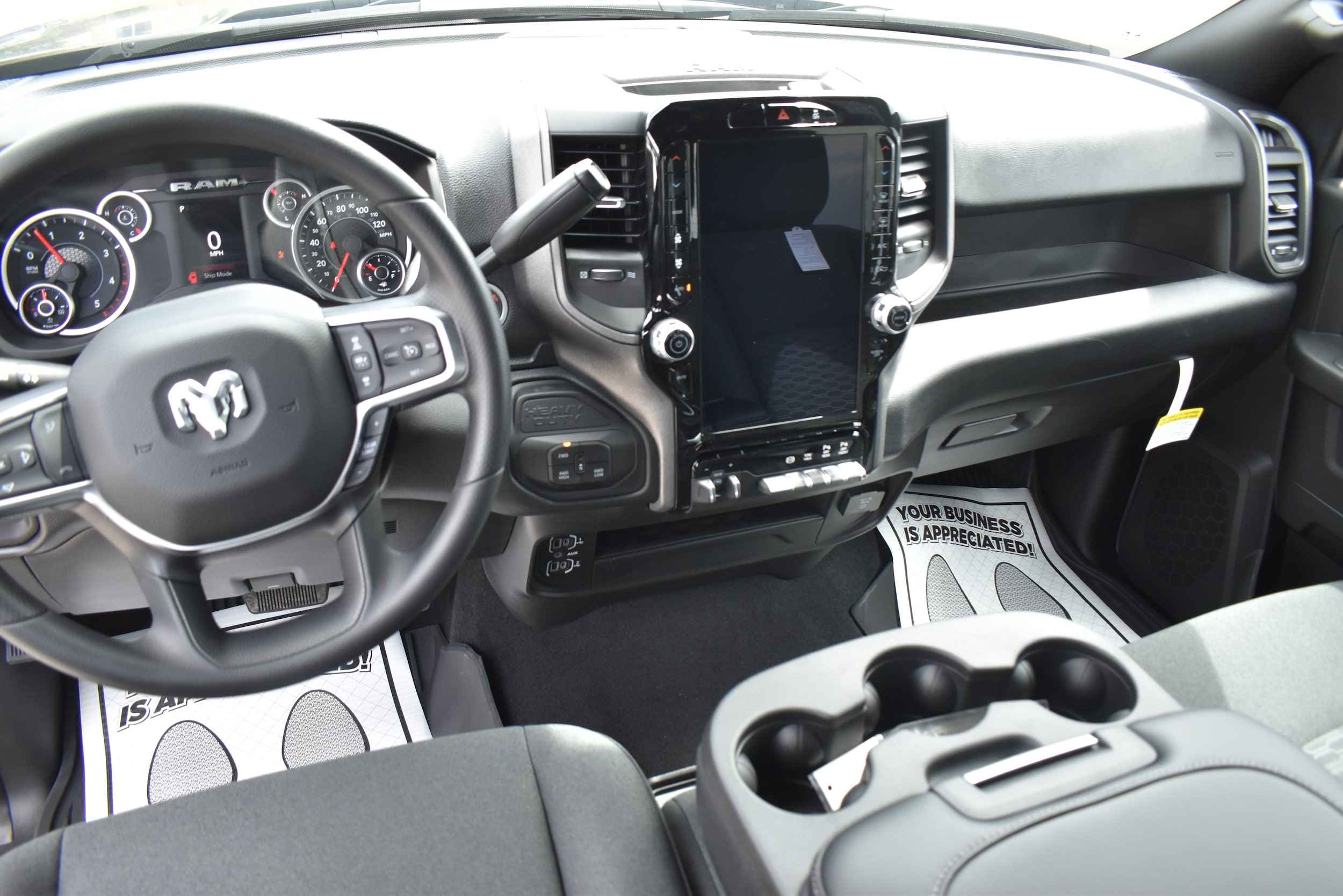 2025 RAM 2500 Tradesman - Photo 19