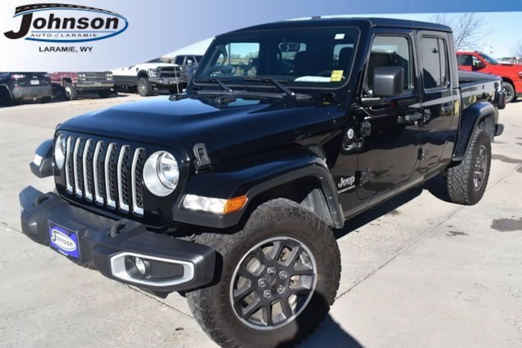 Used 2023 Jeep Gladiator Overland Truck Crew Cab