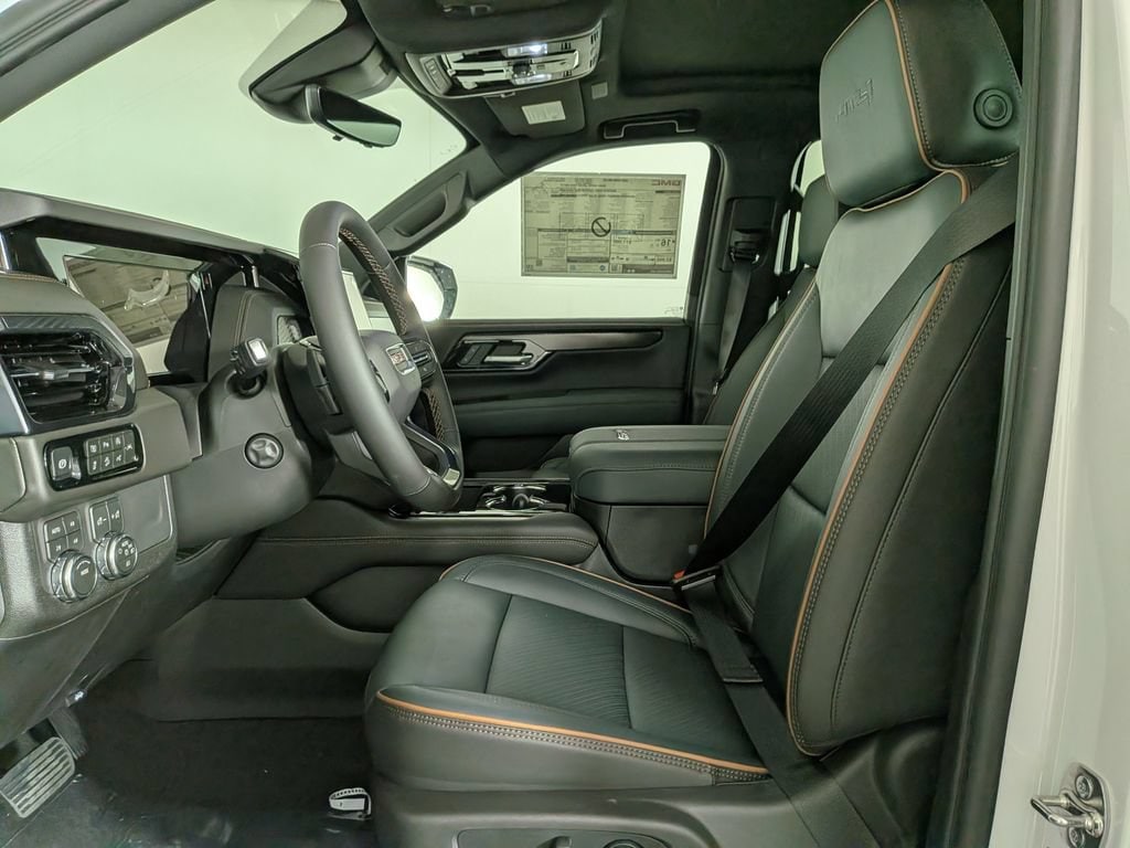 2026 GMC Yukon AT4 - Photo 17