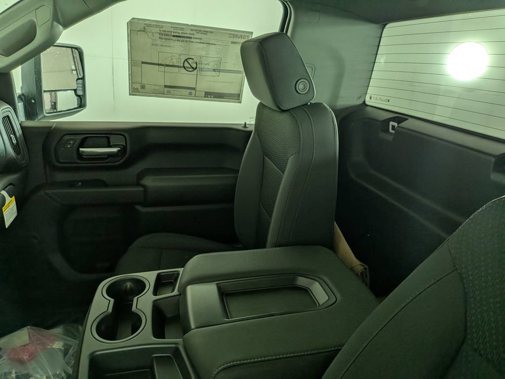 2026 GMC Sierra 3500 Chassis Cab Pro - Photo 19