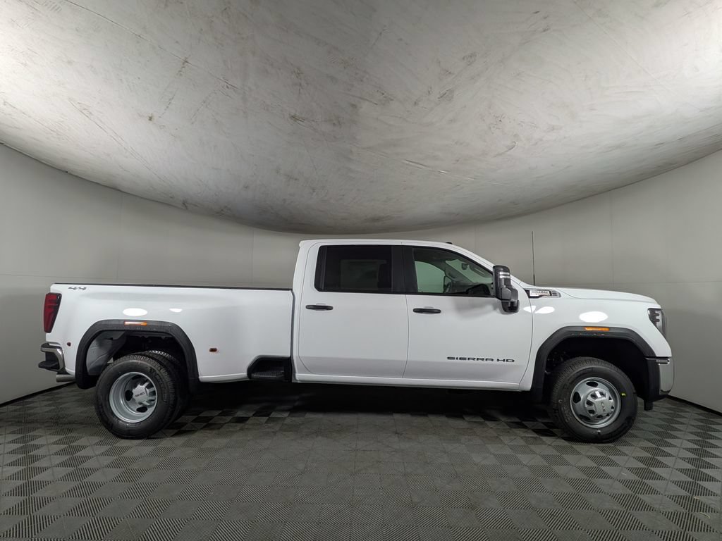 2026 GMC Sierra 3500HD Pro - Photo 6