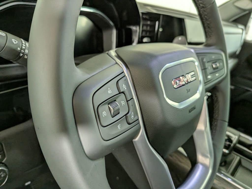 2026 GMC Sierra 1500 SLT - Photo 18