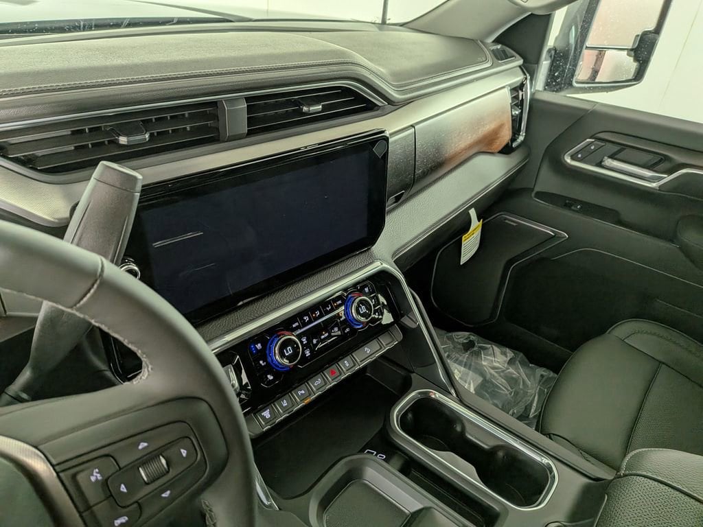 2026 GMC Sierra 2500HD Denali - Photo 22