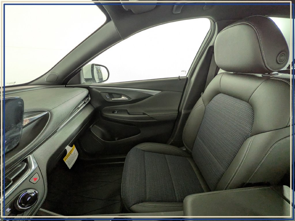 2026 Buick Envista Preferred - Photo 25