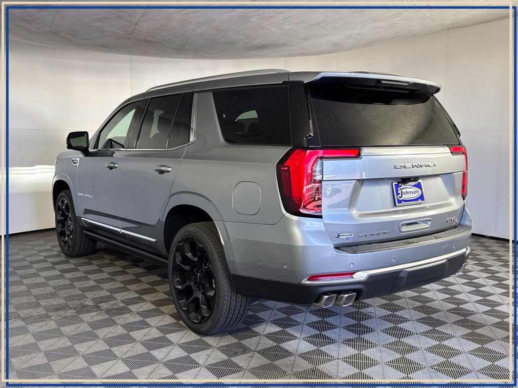 2026 GMC Yukon Denali - Photo 9