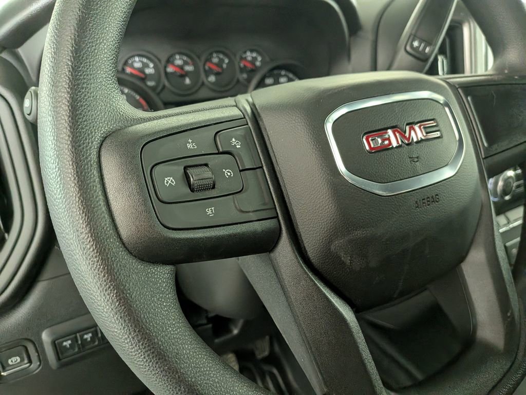 2025 GMC Sierra 3500 Chassis Cab Pro - Photo 16