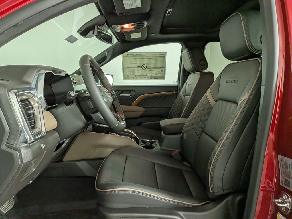 2026 GMC Canyon Denali - Photo 15