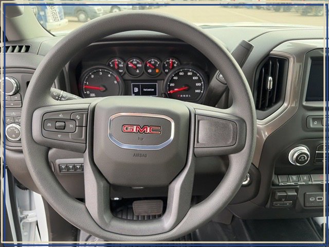 2026 GMC Sierra 3500 Chassis Cab Pro - Photo 15