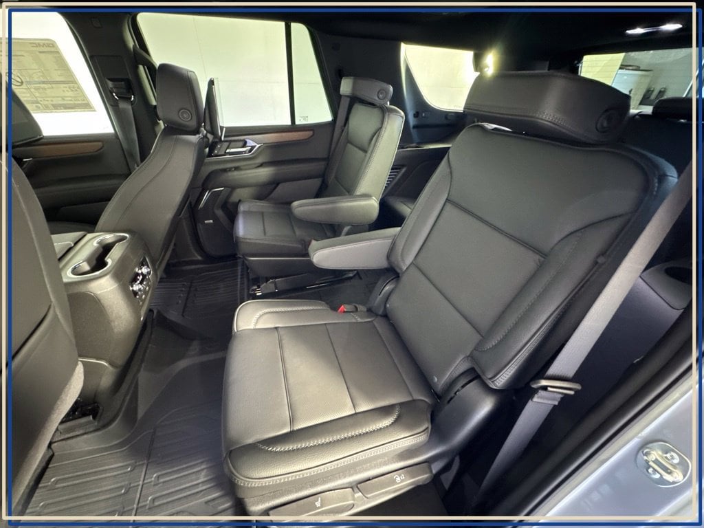 2026 GMC Yukon Denali - Photo 30
