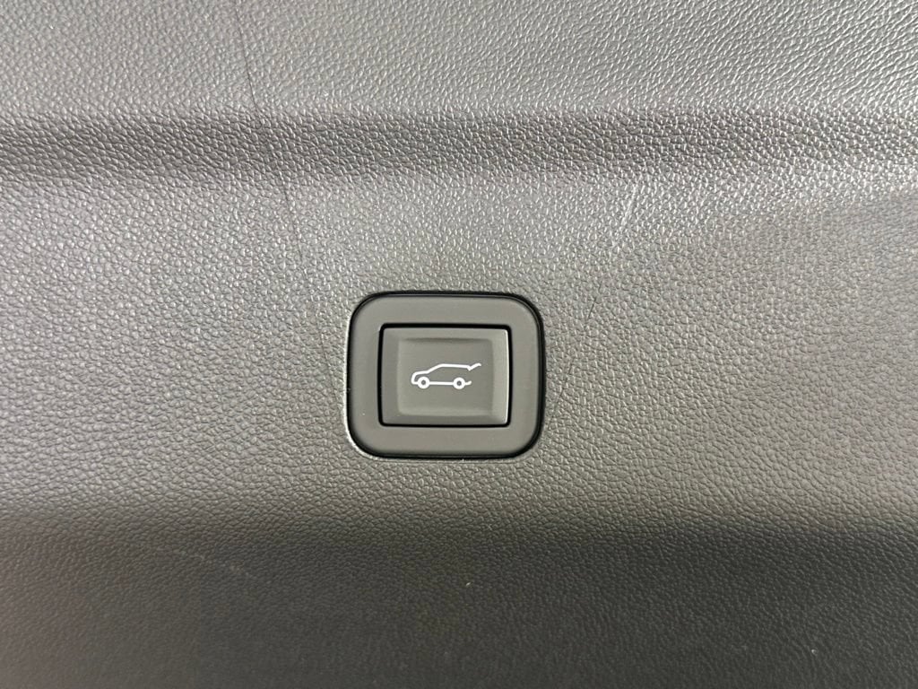2026 GMC Yukon XL Elevation - Photo 34