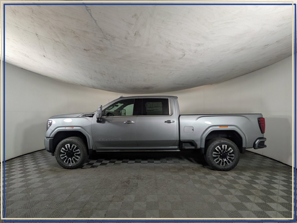 2026 GMC Sierra 2500HD Denali Ultimate - Photo 3