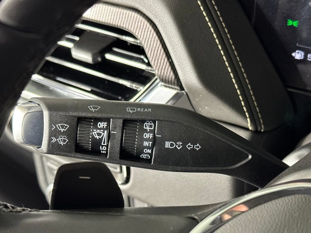 2026 GMC Yukon XL Elevation - Photo 14