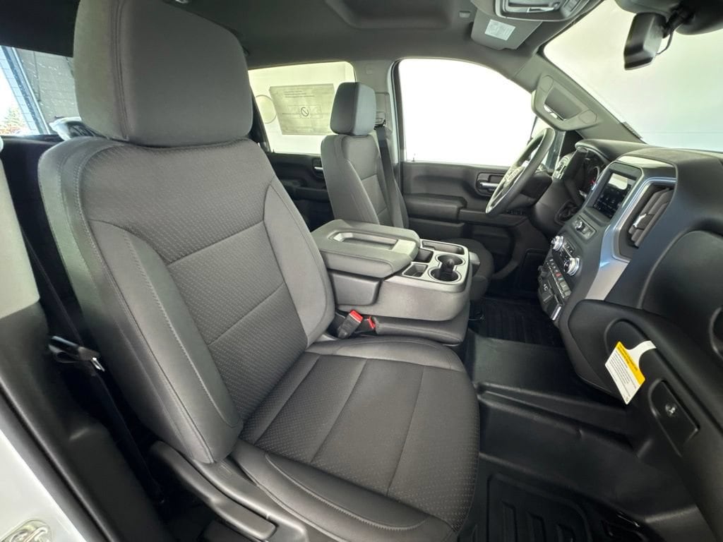 2026 GMC Sierra 3500HD Pro - Photo 36