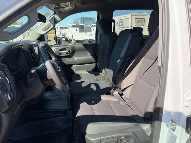 2026 GMC Sierra 3500 Chassis Cab Pro - Photo 11