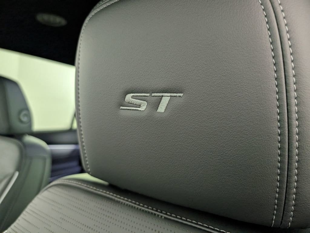 2026 Buick Enclave Sport Touring - Photo 17