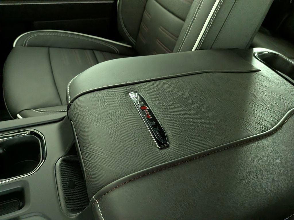 2026 GMC Sierra 2500HD AT4X - Photo 29