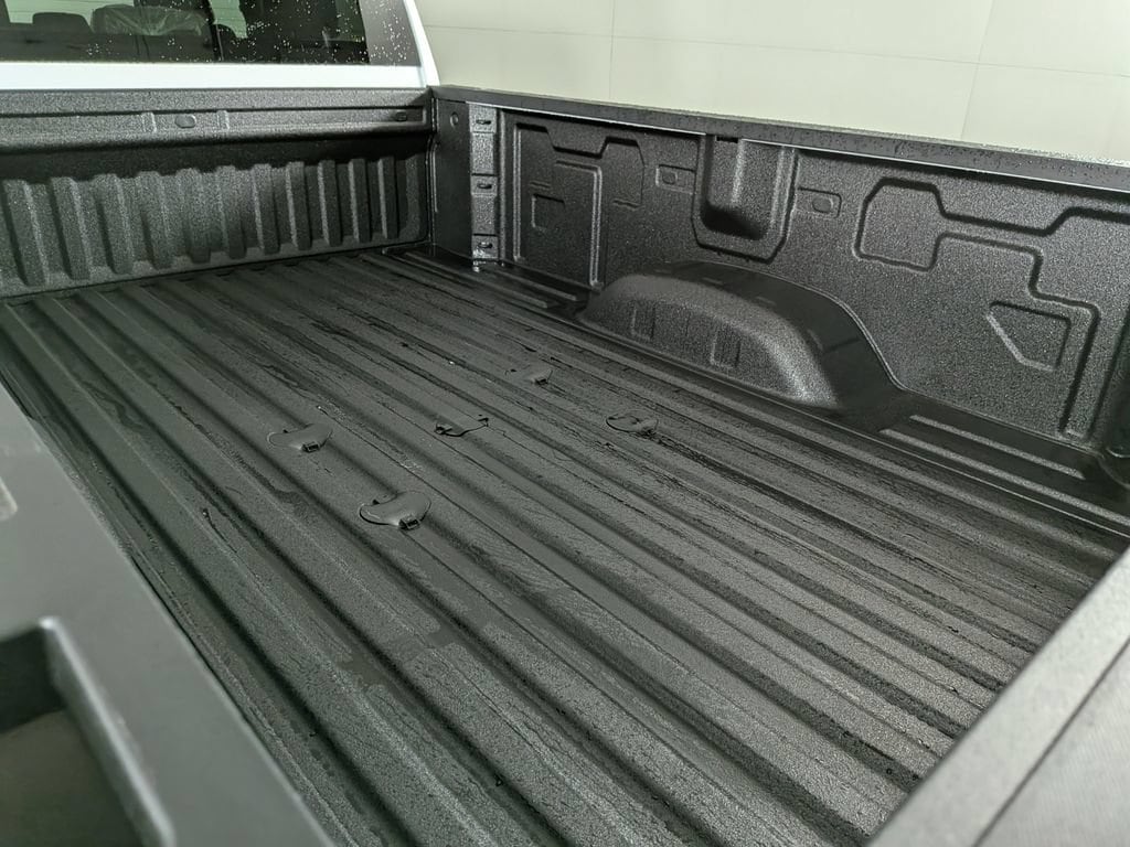 2026 GMC Sierra 3500HD Pro - Photo 11