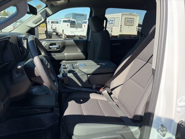 2026 GMC Sierra 3500 Chassis Cab Pro - Photo 10