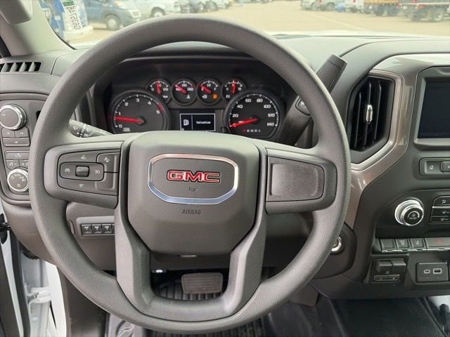 2026 GMC Sierra 3500 Chassis Cab Pro - Photo 14