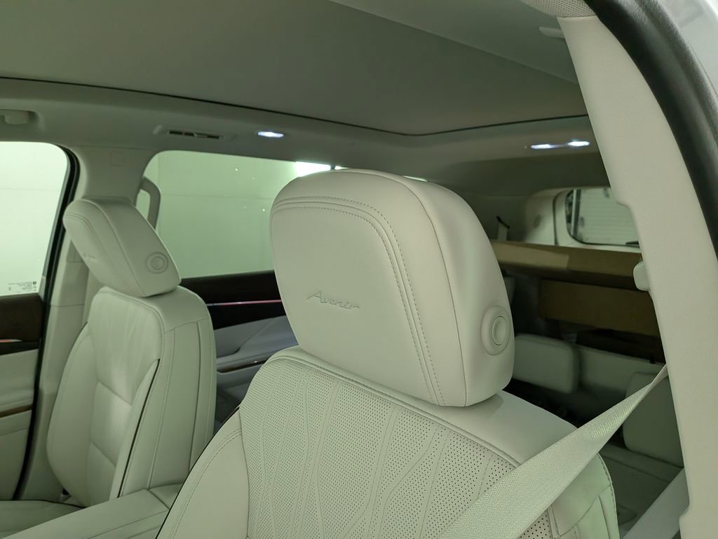 2026 Buick Enclave Avenir - Photo 18