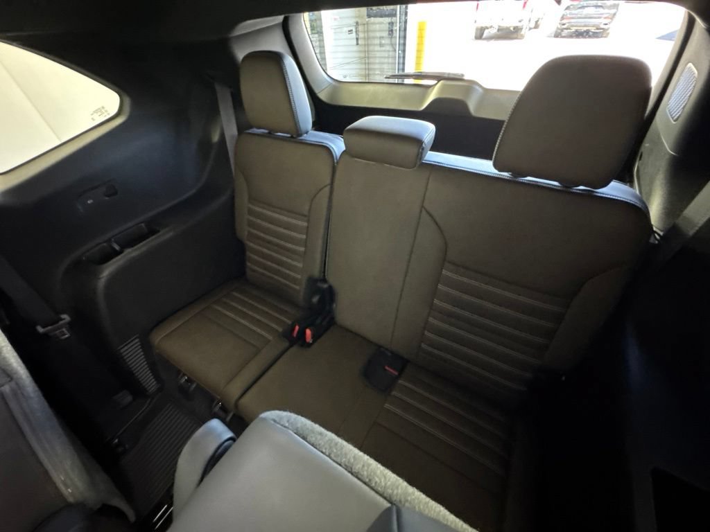 2027 GMC Acadia Denali Ultimate - Photo 30