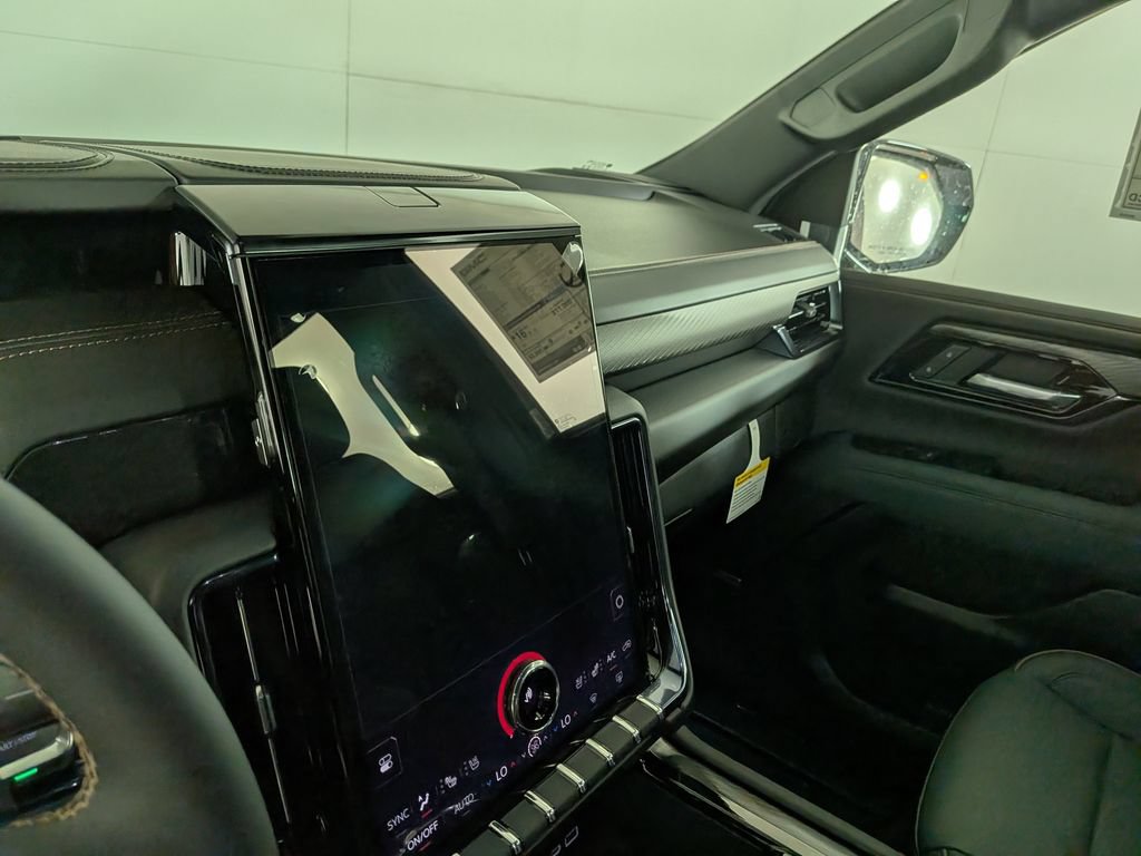 2026 GMC Yukon AT4 - Photo 24