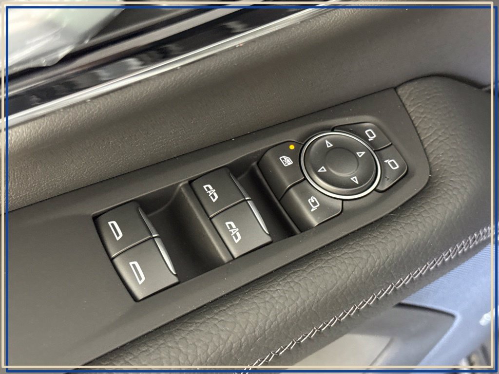 2026 GMC Yukon Denali - Photo 28