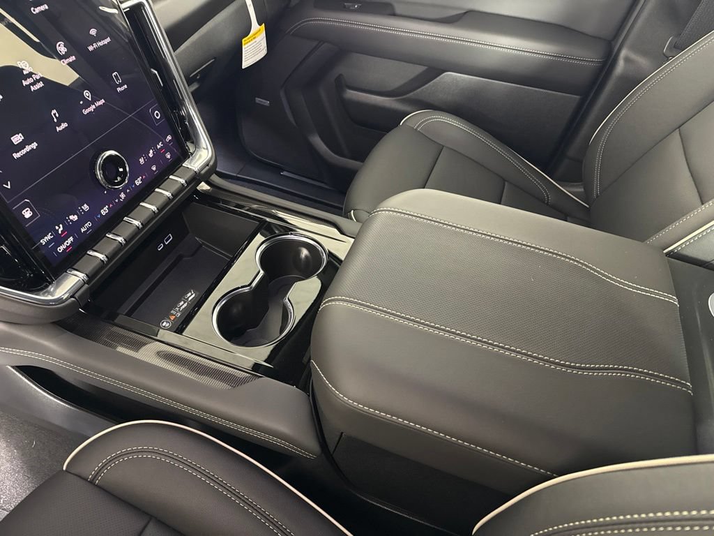 2026 GMC Yukon XL Elevation - Photo 20