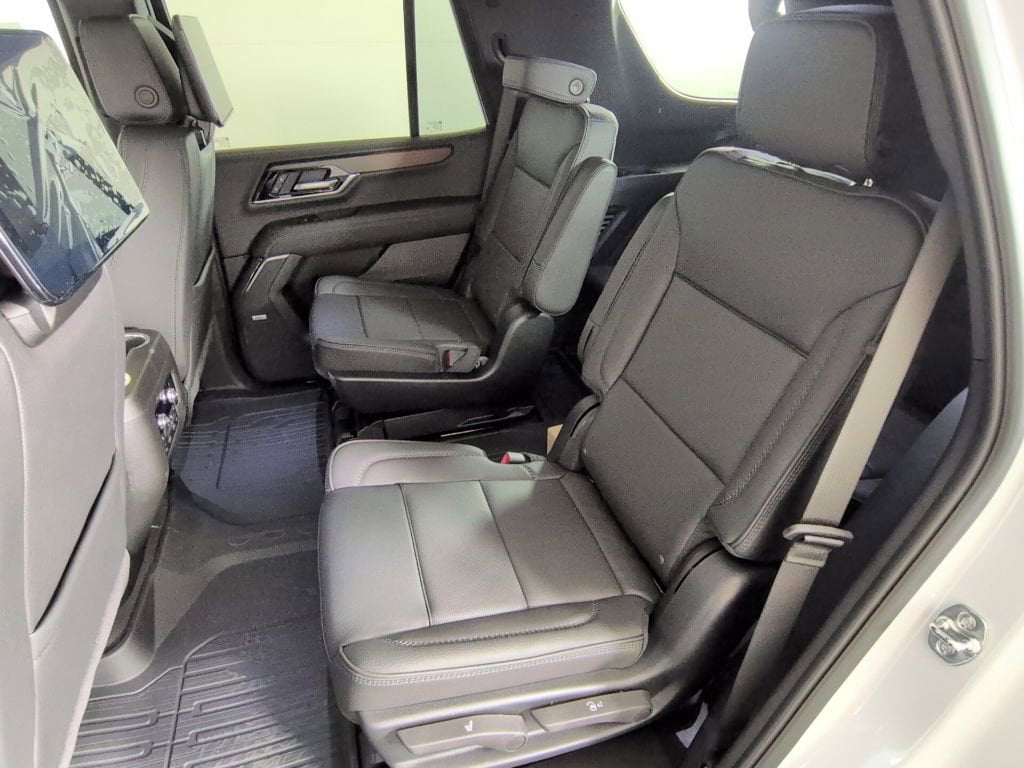 2026 GMC Yukon Denali - Photo 25