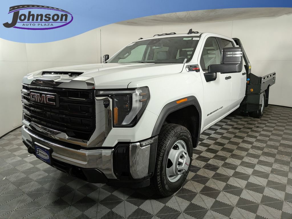 2025 GMC Sierra 4WD Crew Cab Standard Box Pro's photo
