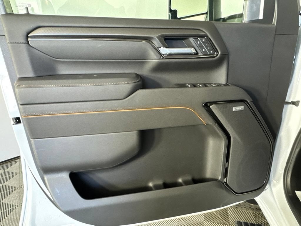 2026 GMC Sierra 3500HD AT4 - Photo 31