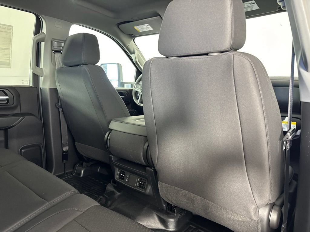 2026 GMC Sierra 2500HD Pro - Photo 33