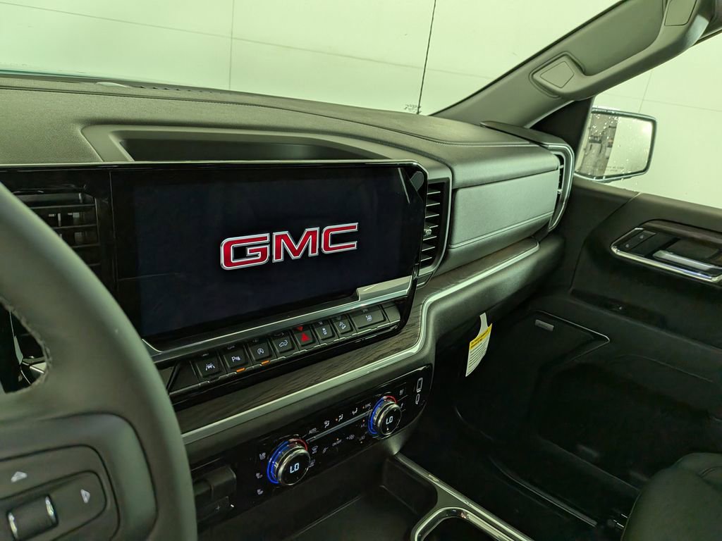 2026 GMC Sierra 1500 SLT - Photo 20