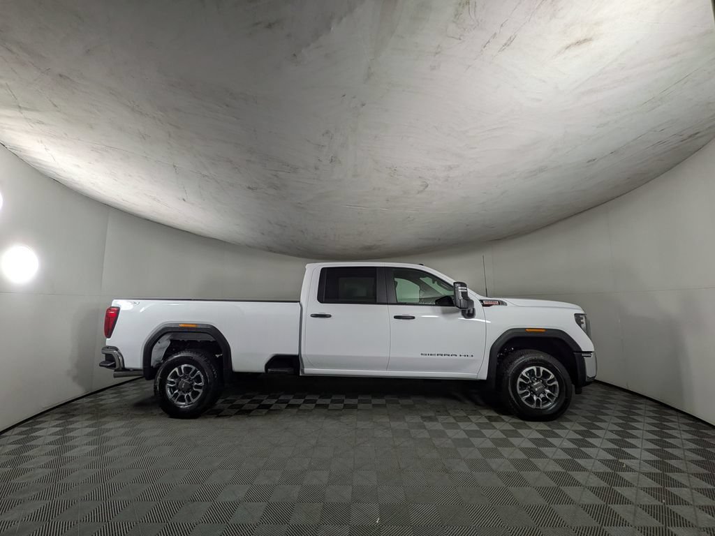 2026 GMC Sierra 3500HD Pro - Photo 6