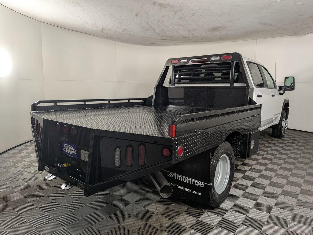 2025 GMC Sierra 3500 Chassis Cab Pro - Photo 7