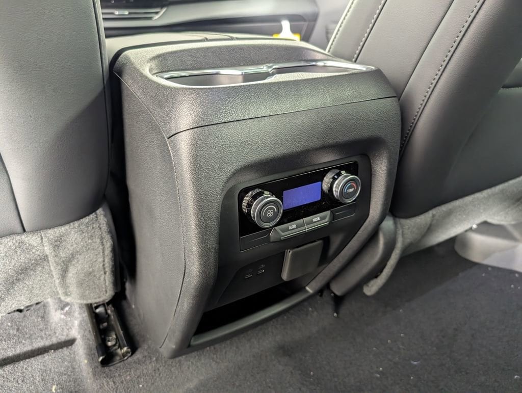 2026 Buick Enclave Sport Touring - Photo 34