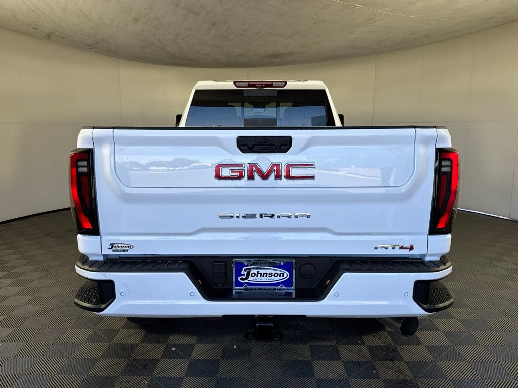 2026 GMC Sierra 3500HD AT4 - Photo 9