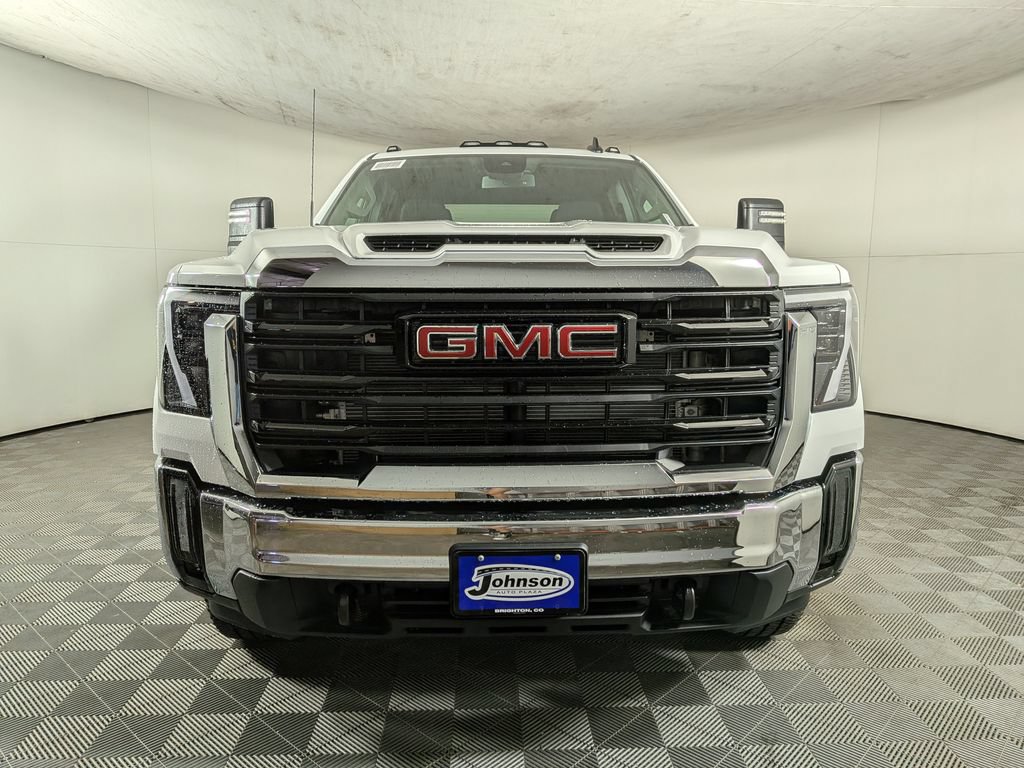 2026 GMC Sierra 3500HD Pro - Photo 2