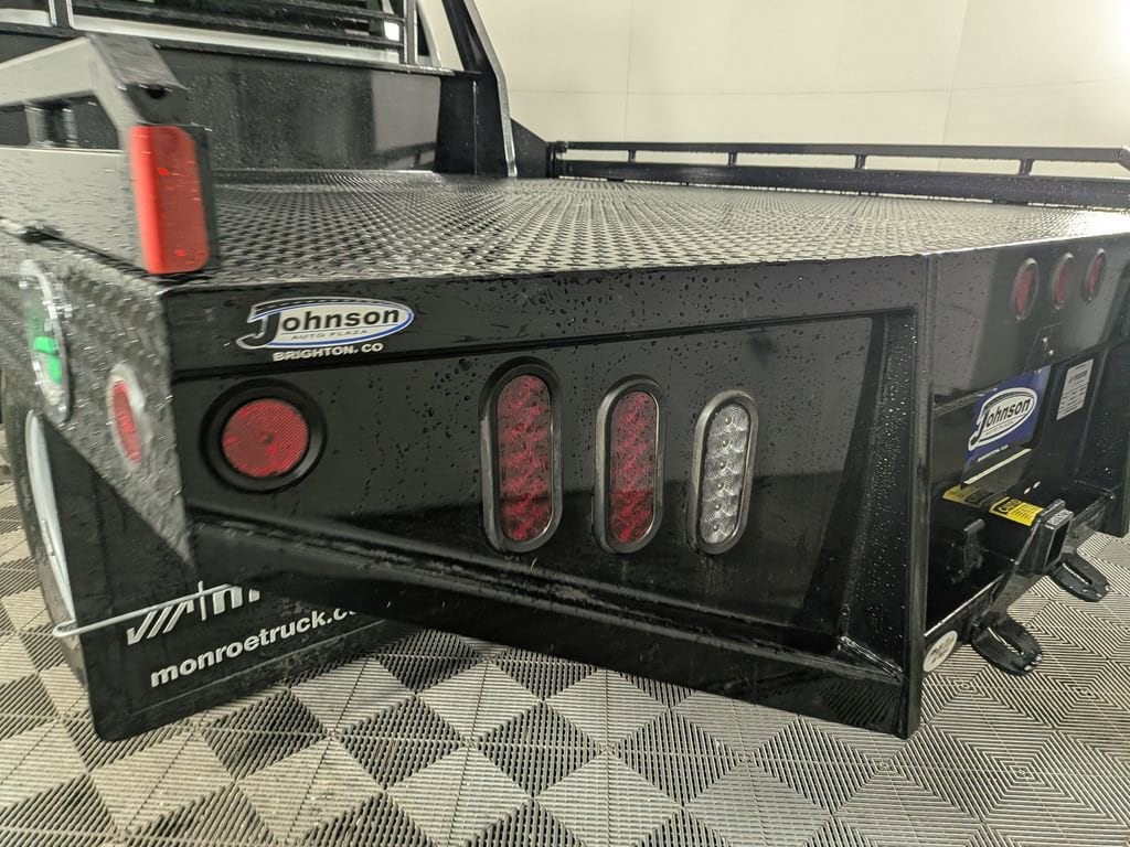 2025 GMC Sierra 3500 Chassis Cab Pro - Photo 10