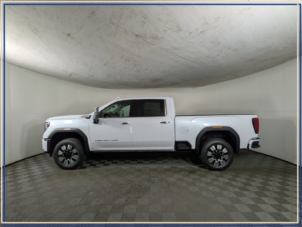 2026 GMC Sierra 2500HD Denali - Photo 10