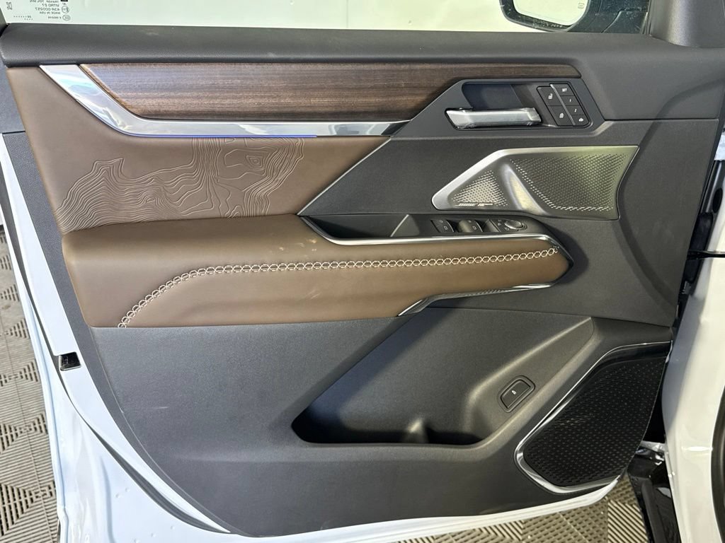 2027 GMC Acadia Denali Ultimate - Photo 26
