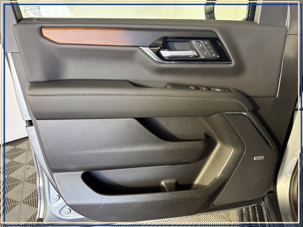 2026 GMC Yukon Denali - Photo 27